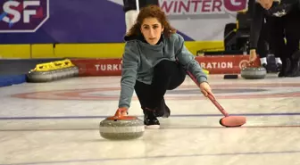 İşitme Engelliler Curling Milli Takımı, 20. İşitme Engelliler Kış Olimpiyatları'nda derece elde etmek için çalışıyor
