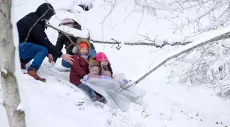 Kırklareli'nde Kar Yağışı Ulaşımı Olumsuz Etkiliyor