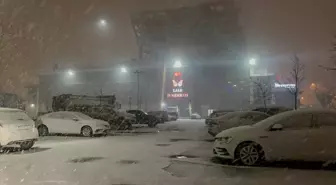 Kırklareli'nde Kar Yağışı Ulaşımı Olumsuz Etkiliyor
