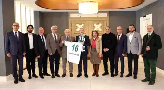 Bursaspor Başkanı Sinan Bür, Nilüfer Belediye Başkanı Turgay Erdem'i ziyaret etti