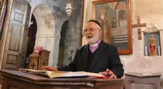 Mardin'deki Süryani Başpapaz Gabriel Akyüz, 39 yılda 15 kitap yazdı