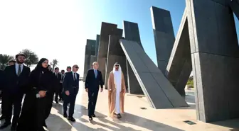 TBMM Başkanı Numan Kurtulmuş, Birleşik Arap Emirlikleri'nde şehitlik ziyareti gerçekleştirdi