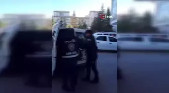 Ankara'da uyuşturucu operasyonu: 2 gözaltı