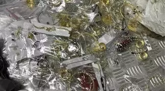 Hamzabeyli Sınır Kapısında Kaçak Gümüş ve Altın Takı Bulundu