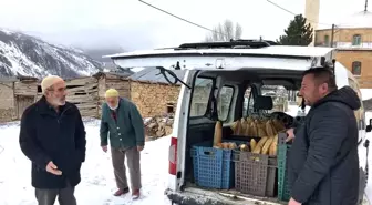 Bayburt'ta Fırıncı, Uzak Köylere Ekmek Götürüyor