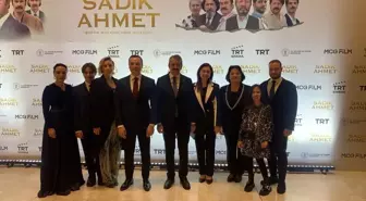 Edirne Valisi Yunus Sezer, 'Sadık Ahmet' filminin galasına katıldı