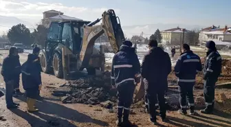 Safranbolu'da altyapı çalışması sırasında doğal gaz borusu patladı