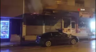 Markette yangın paniği: Patlama anları kamerada