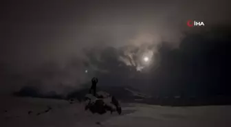 Süphan Dağı'na tırmanan dağcıların yüzü buz tuttu