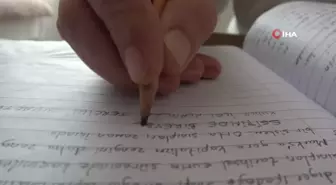 60 yaşında üniversiteyi bitirdi, şimdi gönüllü öğretmen olmak istiyor