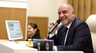 Canik Belediye Başkanı İbrahim Sandıkçı, ilçeye değer katan projelerle kente katkı sağlıyor