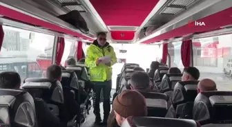 Bitlis'te yolcular emniyet kemeri hakkında bilgilendirildi