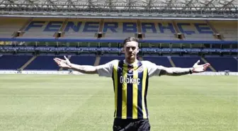 Fenerbahçe'nin kanat oyuncusu Ryan Kent, Lazio'ya kiralandı