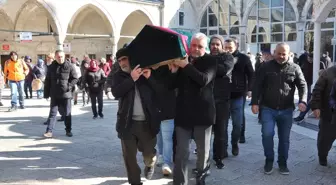 Lüleburgaz'da Tır Kazası Sonucu Hayatını Kaybeden Engelli Melek Kuşku Toprağa Verildi