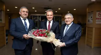 Mersin Ticaret Borsası'nın Meclis Toplantısına Katılan Vahap Seçer: 'Ben Tüccar Değilim, Kar Elde Etmeyi Düşünmem. Bu Sosyal Belediyeciliktir'