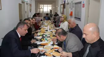 Yalıhüyük'te Kamu Çalışanları Öğle Yemeğinde Buluştu