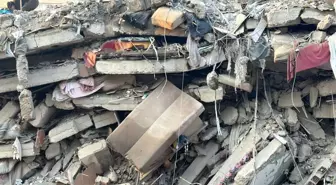 Depremde 13 yakınını kaybeden genç, soyadını taşıyan tek kişi kaldı