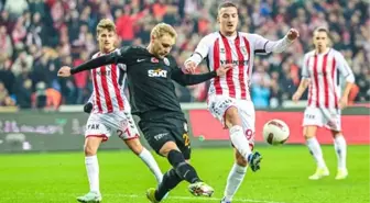 Galatasaray, Deplasmanda Samsunspor'u 2-0 Mağlup Etti