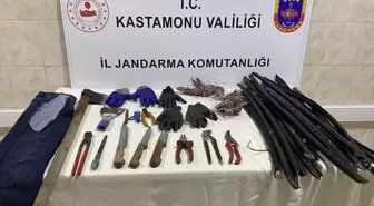 Kastamonu'da Kablo Hırsızlığı Yapan Şüphelilerden Bir Kişi Tutuklandı