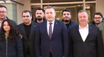 Kilis Valisi Şahin, deprem konutları incelemesinde bulundu