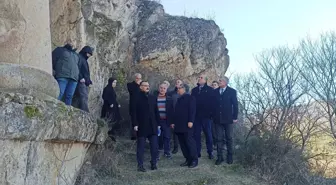 Sinop Valisi Boyabat ilçesinde tarihi mekanları inceledi