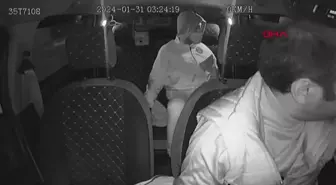 İzmir'de Taksiciye Saldırı: Şoför Yaralandı, Telefon Gasbedildi