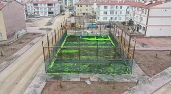 Kocasinan Belediyesi Turgutreis Mahallesinde Halı Saha İnşa Etti