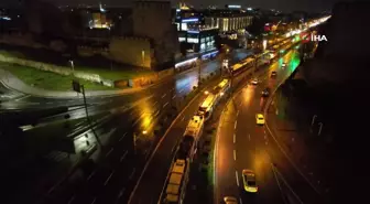 Zeytinburnu'nda iki tramvay kafa kafaya çarpıştı: 1 yaralı