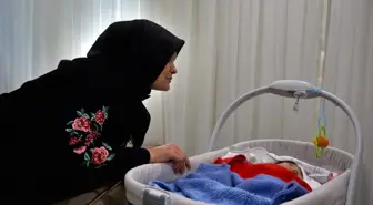 Kahramanmaraş Depremi Sonrası Enkaz Altından Çıkarılan Anne, Doğan Bebeğiyle Travmayı Atlatmaya Çalışıyor