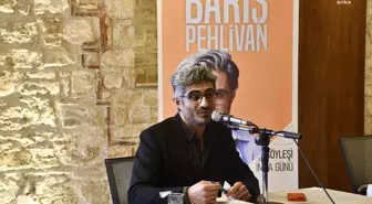 Barış Pehlivan Kuşadası'nda Okurlarıyla Buluştu