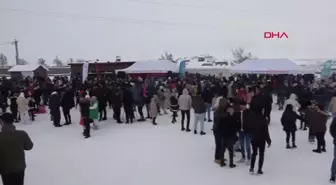 Bitlis Kar Festivali ve Meşaleli Kayak Gösterileri Renkli Görüntülere Sahne Oldu