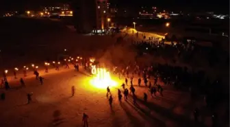 Bitlis Kar Festivali ve Meşaleli Kayak Gösterileri Renkli Görüntülere Sahne Oldu