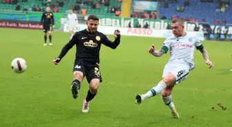 Çaykur Rizespor-TÜMOSAN Konyaspor Mücadelesi 0-0 Sonuçlandı