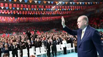 Cumhurbaşkanı Erdoğan: Hükümetimizin gündeminin değişmez ilk maddesi depremzedelerin yeniden inşasıdır