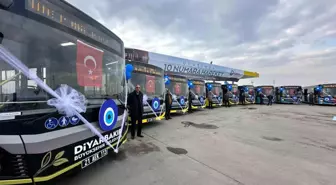 Diyarbakır Büyükşehir Belediyesi 10 yeni otobüsü hizmete aldı
