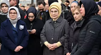 Yazar ve mütefekkir Alev Alatlı son yolculuğuna uğurlandı