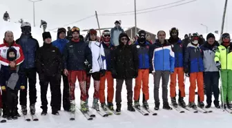 Zigana Dağı'nda Kış Gençlik ve Spor Şenliği