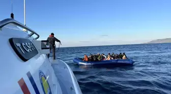 Çanakkale'de Sahil Güvenlik ekipleri 33 kaçak göçmeni yakaladı
