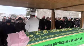 Yakutiye Belediyesi Basın Müdürü Cengiz Tosun'un ablası Melek Tosun Çırçır son yolculuğuna uğurlandı