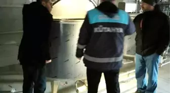 Emet İlçe Tarım ve Orman Müdürlüğü, süt ürünleri işleme tesisi inceledi