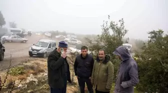 Hatay Havalimanı'ndan havalandıktan sonra kaza kırıma uğrayan polis helikopterinin enkazı kaldırılıyor