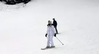 Ilgaz Dağı'ndaki Yurduntepe Kayak Merkezi'nde Yarıyıl Tatili Yoğunluğu