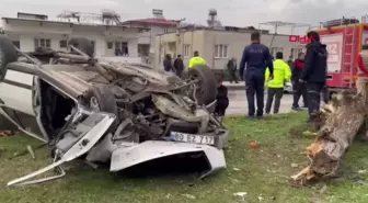 Osmaniye'de Ters Dönen Otomobilde 3 Kişi Yaralandı