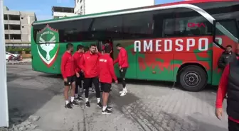 Amedspor ile İskenderunspor maç öncesi depremzedelerle buluştu