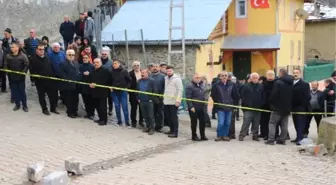 Tokat Niksar'da Heyelan Sonucu Evler Boşaltıldı