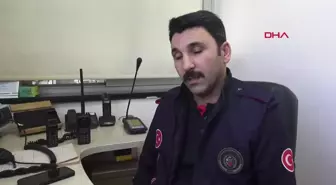 İtfaiye personeli, enkaz altında kalan oğlunu kurtarmak için görev yerini terk etmedi