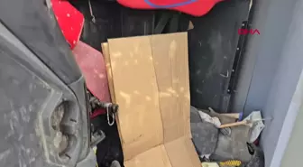 Bağcılar'da Hafriyat Kamyonu Devrildi: Şoför Hastaneye Kaldırıldı