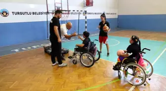 Turgutlu Belediyesi 'Mutlu Cuma' Projesi Yeniden Başlıyor