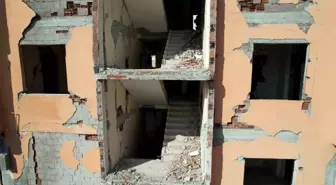 Osmaniye'de depremden etkilenen İstasyon Caddesi eski günlerini arıyor