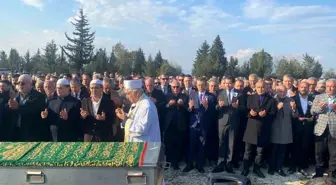 CHP İl Başkanı Mehmet Orhun Döğüşcü, şehit cenazesinde kalp krizi geçirerek hayatını kaybetti